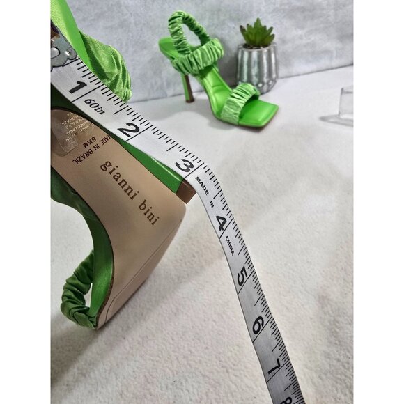 Gianni Bini  Vanya Matte Satin Scrunched Square Open Toe Dress Sandals Size  6.5 - Picture 3 of 13